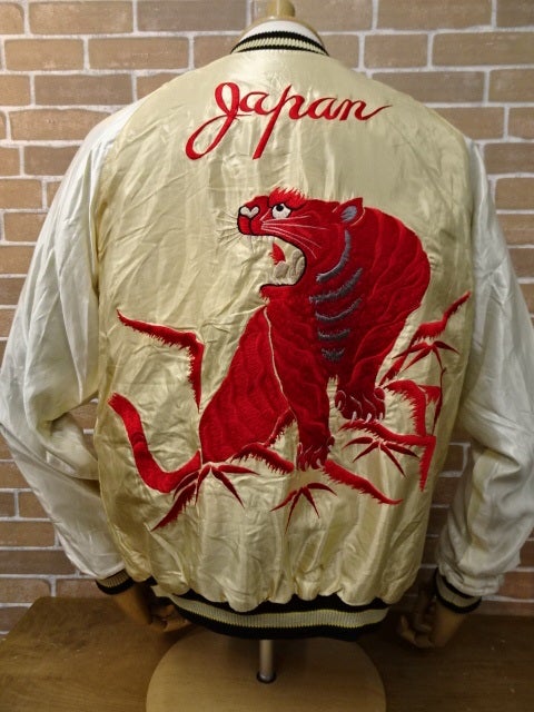 テーラー東洋スカジャン RED TIGER× GOLD DRAGON TT15273-195