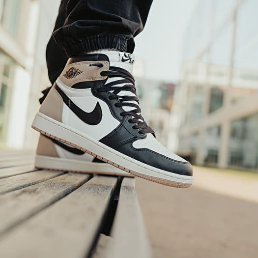 Женская обувь Air Jordan 1 Retro High OG 