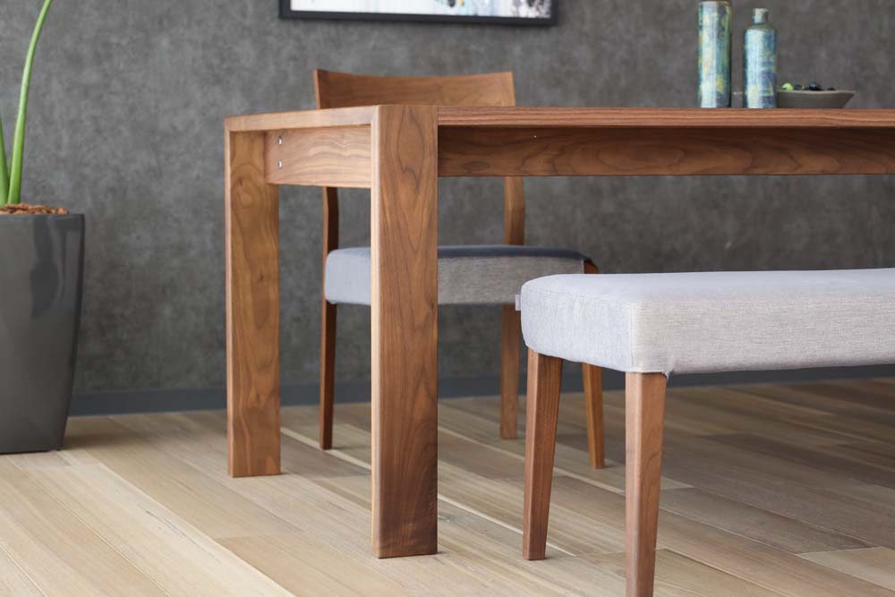 CHOCOLAT ダイニングテーブル 伸長式 | 【公式】飛騨の家具『株式会社