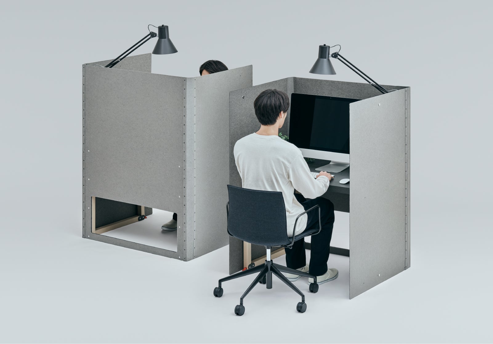 どこでも簡単に、会社よりも集中できる書斎を。『Think Lab HOME