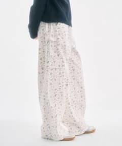 fekete floral cargo pants 花柄カーゴパンツ - メルカリ