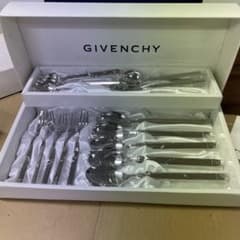 GIVENCHY ジバンシー カトラリー16本セット -224 - メルカリ