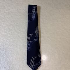 25年 新作Holiday&Brownホリデー&ブラウン ネクタイ - メルカリ