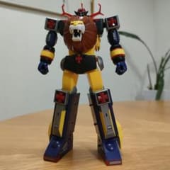 素組み完成品＋一部シール】SMP 未来ロボ ダルタニアス - メルカリ