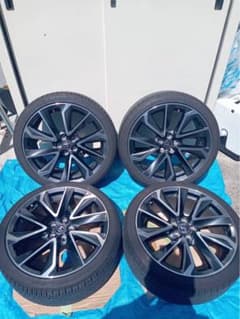 カローラ スポーツ GZ純正ホイール カローラツーリングにて流用 - メルカリ