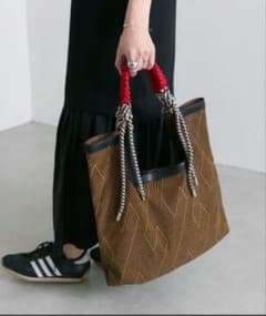 イアパピヨネ 《A4サイズ対応》MTAミックストートバッグ - メルカリ