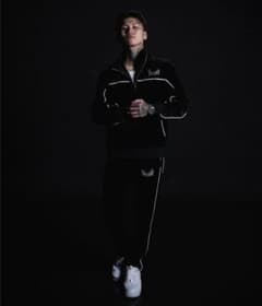 m51196984169_1.jpg?1764683682