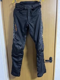 比較的美品 Degner バイカー 肉厚 カウレザー パンツ メッシュ裏地 黒