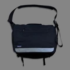 patagonia パタゴニア ハーフマス メッセンジャーバッグ ショルダー