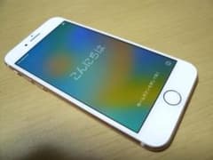 iPhone8 ゴールド 64GB SIMフリー バッテリー100% - メルカリ