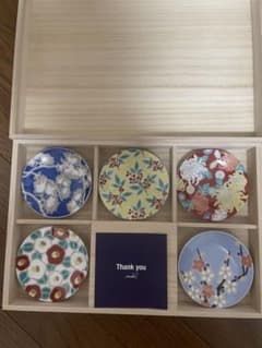 ⭐︎新品未使用⭐︎タキマキ 滝沢眞規子九谷焼 豆皿 - メルカリ