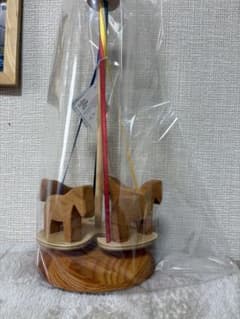 シュタイナー キャンプヒル 木製メリーゴーランド 馬 - メルカリ