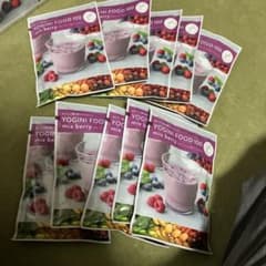 ヨギーニフード100 mix berry 10袋 - メルカリ