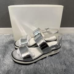 DIANA（ダイアナ） シルバー厚底サンダル／25cm／箱付き／美品 - メルカリ