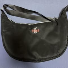 HANA ロゴラウンドバック - メルカリ