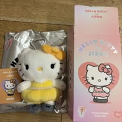 最安値】BLACKPINK JISOO ジス ハローキティ イエロー 黄色 - メルカリ