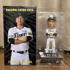 阪神タイガース ボブルヘッドフィギュア 2025 藤川監督 - メルカリ