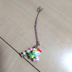 希少！ハローキティ ご当地ストラップ 2点セット - メルカリ