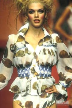 ヴィヴィアンウエストウッド 1997コレクション ピーチ柄シャーリング