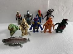 ウルトラマン 怪獣 ソフビ10対まとめ レトロ - メルカリ