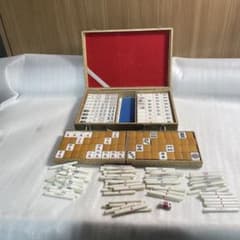 希少・当時物】麻雀牌 牛骨・竹背 職人手彫り 骨牌 アンティーク 昭和