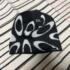 アキラ様専用】OAKLEY ELLIPSE GRAPHIC BEANIE U - メルカリ