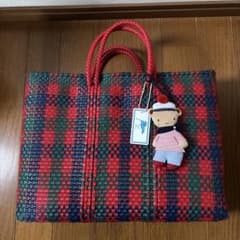 ファミリア かごバッグ メルカドバッグ 赤チェック - メルカリ