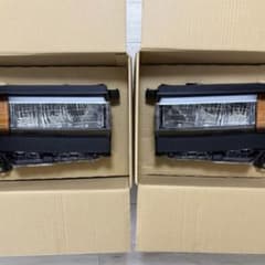 新車外し】ランドクルーザー250 VX ヘッドライト角目 新品未使用品