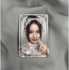 TWICE MISAMO PLAY ラキドロ トレカ サナ 箔押し - メルカリ