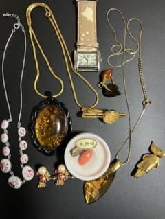 遺品整理 アクセサリー まとめ売り ネックレス ブローチ 時計 本珊瑚