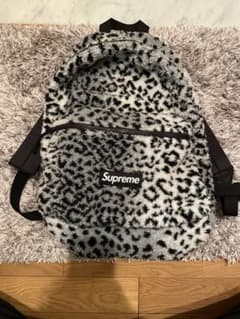 Supreme レオパード柄 リュック - メルカリ
