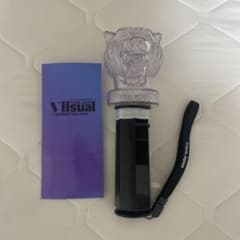 TravisJapan ペンライト Vllsual 銀テ1枚付き - メルカリ