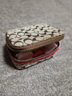 2026年最新】コーチピルケースの人気アイテム - メルカリ