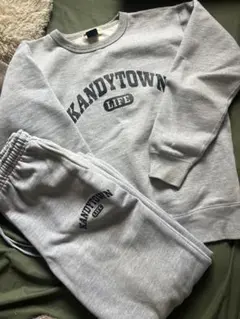 2026年最新】kandytown スウェットの人気アイテム - メルカリ