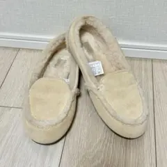 2026年最新】ugg モカシン ヘイリーの人気アイテム - メルカリ