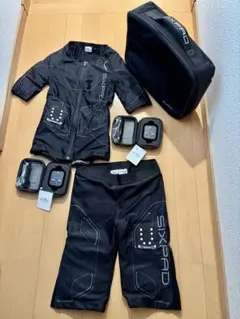 2026年最新】SIXPad パワースーツ トップの人気アイテム - メルカリ