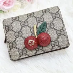 2026年最新】GUCCI 二つ折り財布 チェリーの人気アイテム - メルカリ