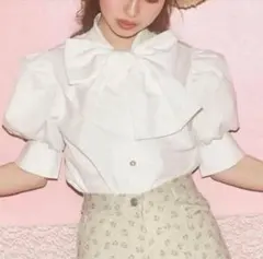 2026年最新】treat ürself ブラウスの人気アイテム - メルカリ