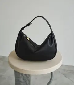 2026年最新】gemeil ハーフムーンの人気アイテム - メルカリ