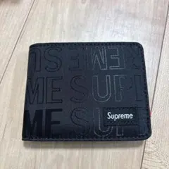 2026年最新】SUPREME 二つ折り財布の人気アイテム - メルカリ