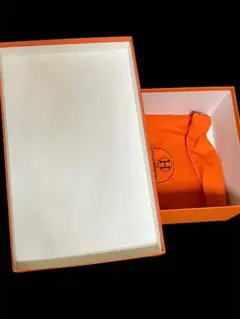 2026年最新】エルメス 靴 空箱の人気アイテム - メルカリ