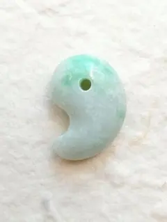 2026年最新】糸魚川翡翠 勾玉 ロウカンの人気アイテム - メルカリ