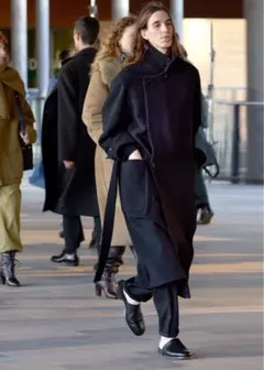 2026年最新】Lemaire wrap coat blackの人気アイテム - メルカリ