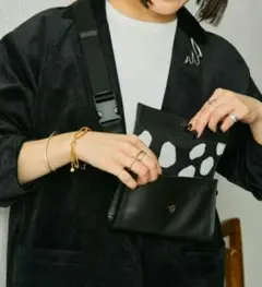 2026年最新】ワイドテープショルダーバッグ earの人気アイテム - メルカリ