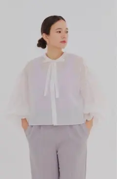 2026年最新】yori ブラウス スカラップの人気アイテム - メルカリ