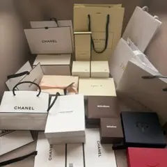 2026年最新】chanel 空箱 アクセサリーの人気アイテム - メルカリ
