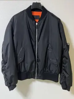 2026年最新】ボンバージャケット pradaの人気アイテム - メルカリ