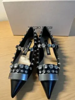 2026年最新】Sergio Rossi つま先：ポインテッドトゥ フラットシューズ