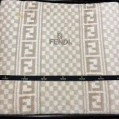 2026年最新】Fendi タオルケットの人気アイテム - メルカリ