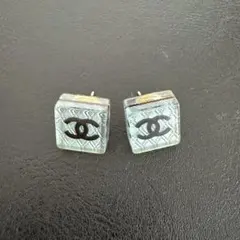 2026年最新】シャネルスクエアピアスの人気アイテム - メルカリ